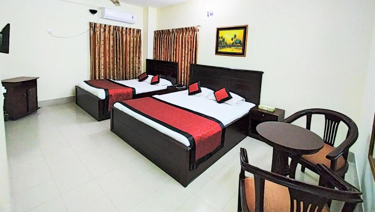 Hotel Supreme Sylhet Buitenkant foto