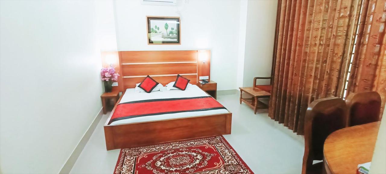 Hotel Supreme Sylhet Buitenkant foto