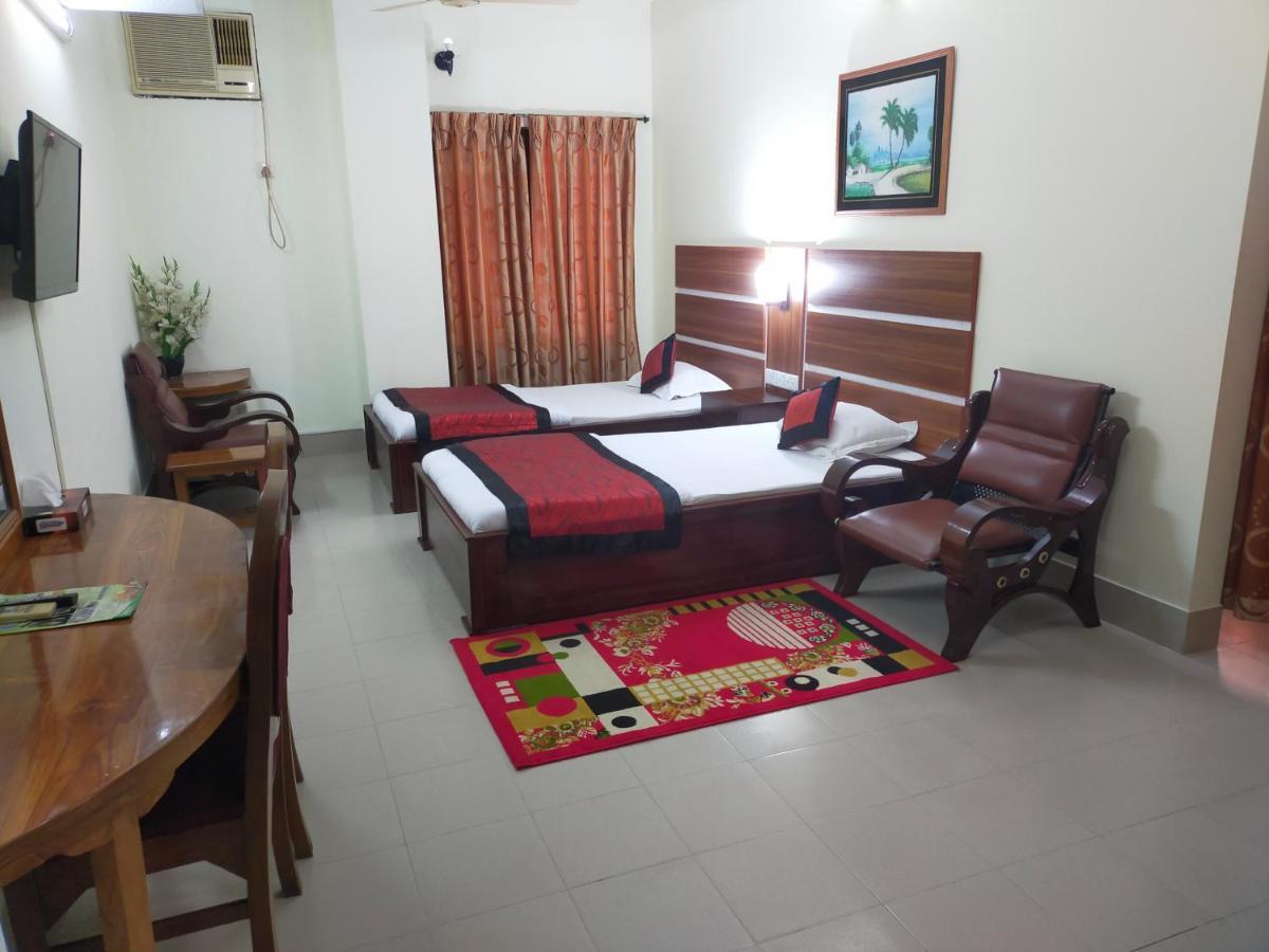 Hotel Supreme Sylhet Buitenkant foto